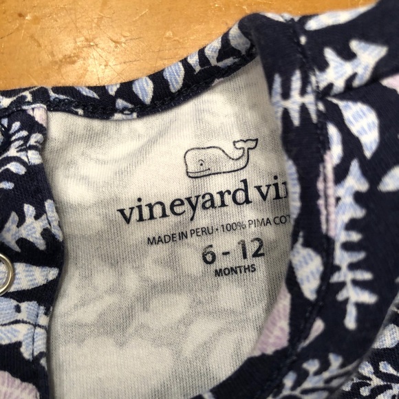 Girls vineyard vines onesie - Picture 4 of 5